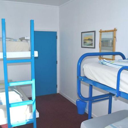 42 บี คอลลิจ เฮาส์ Hostel วังกานุย ภายนอก รูปภาพ