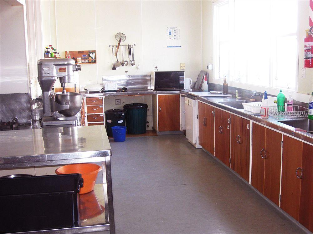 42 บี คอลลิจ เฮาส์ Hostel วังกานุย ภายนอก รูปภาพ