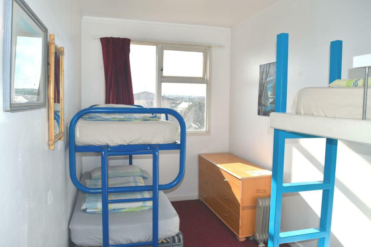 42 บี คอลลิจ เฮาส์ Hostel วังกานุย ภายนอก รูปภาพ