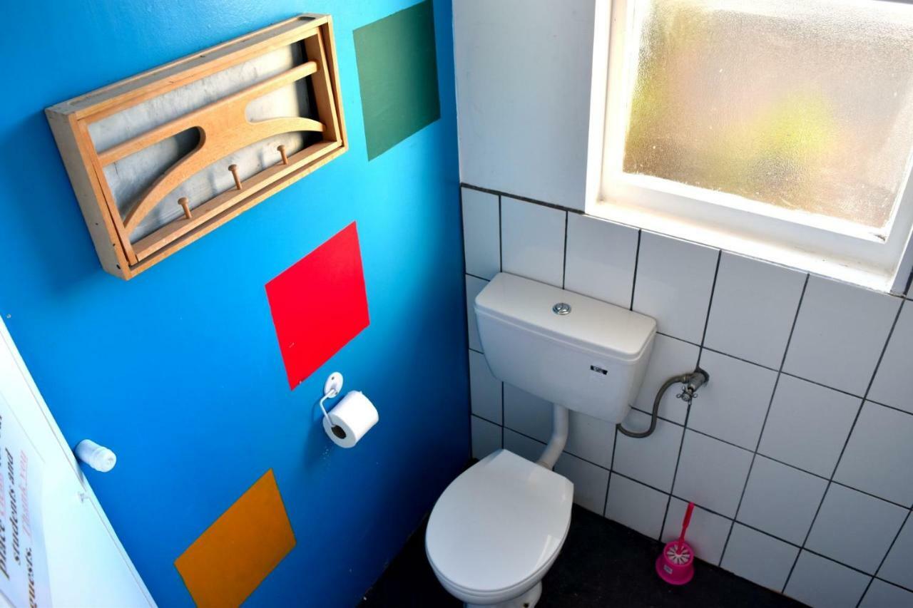 42 บี คอลลิจ เฮาส์ Hostel วังกานุย ภายนอก รูปภาพ